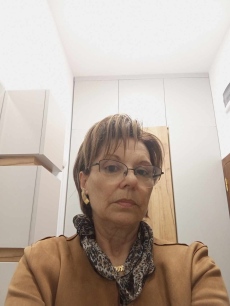 Интервю с поетесата Весела Недкова преди срещата й с читатели в Пазарджик